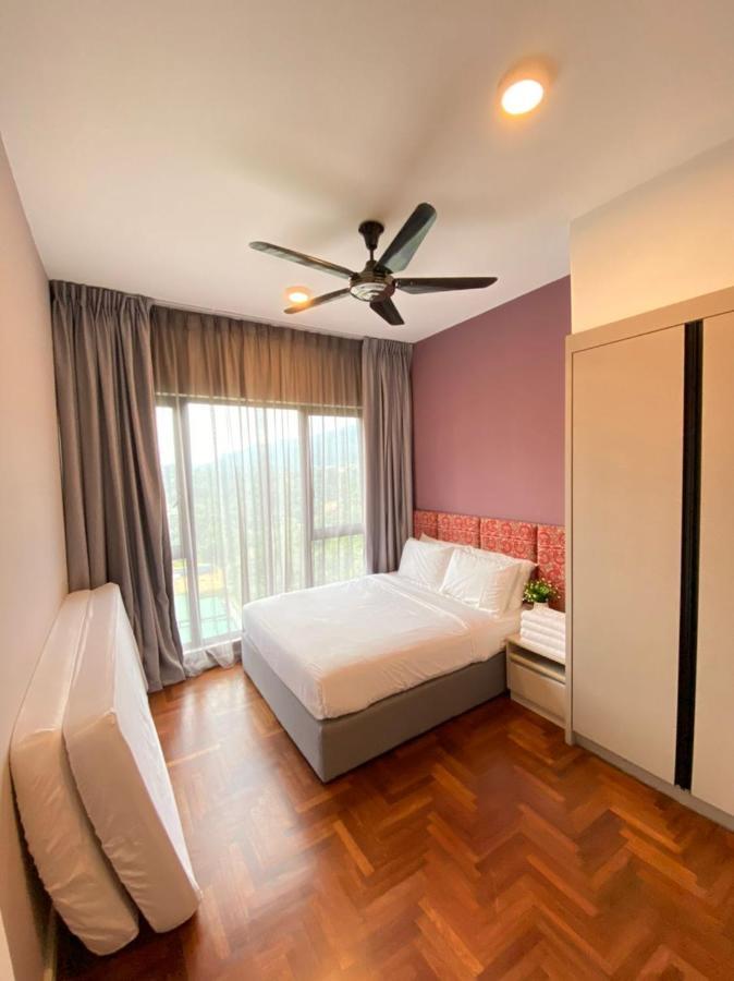Vista Residences Free Wi-fi & 1 Parking Apartment *