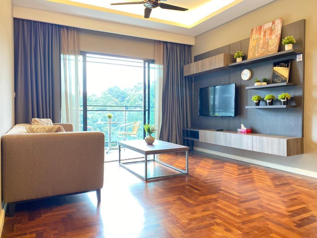 Vista Residences Free Wi-fi & 1 Parking Apartment *