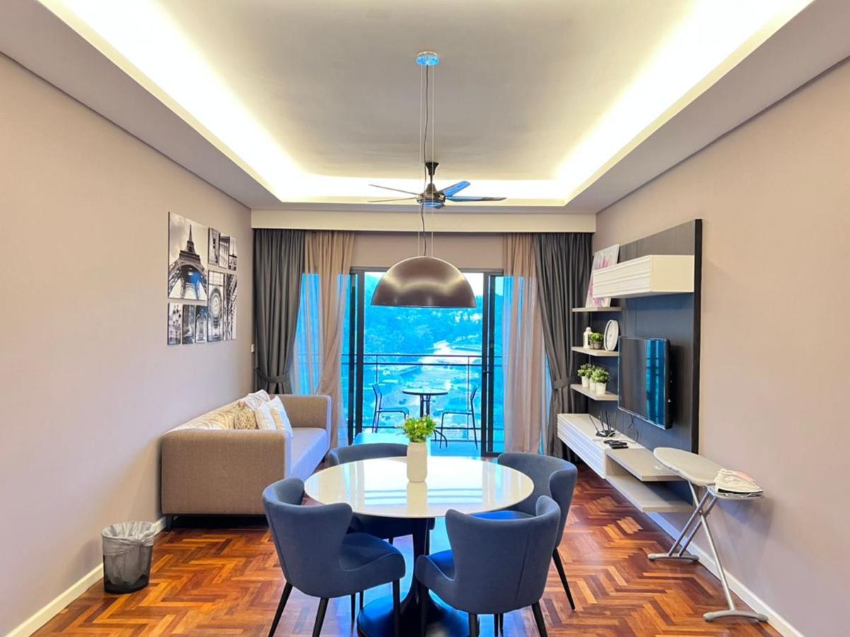 Vista Residences Free Wi-fi & 1 Parking Apartment *