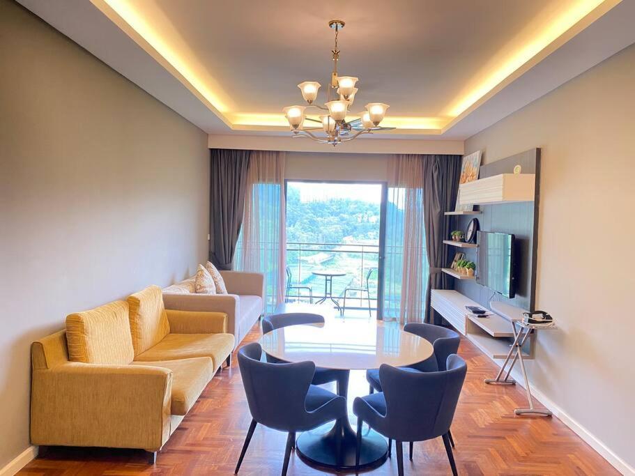 Vista Residences Free Wi-fi & 1 Parking