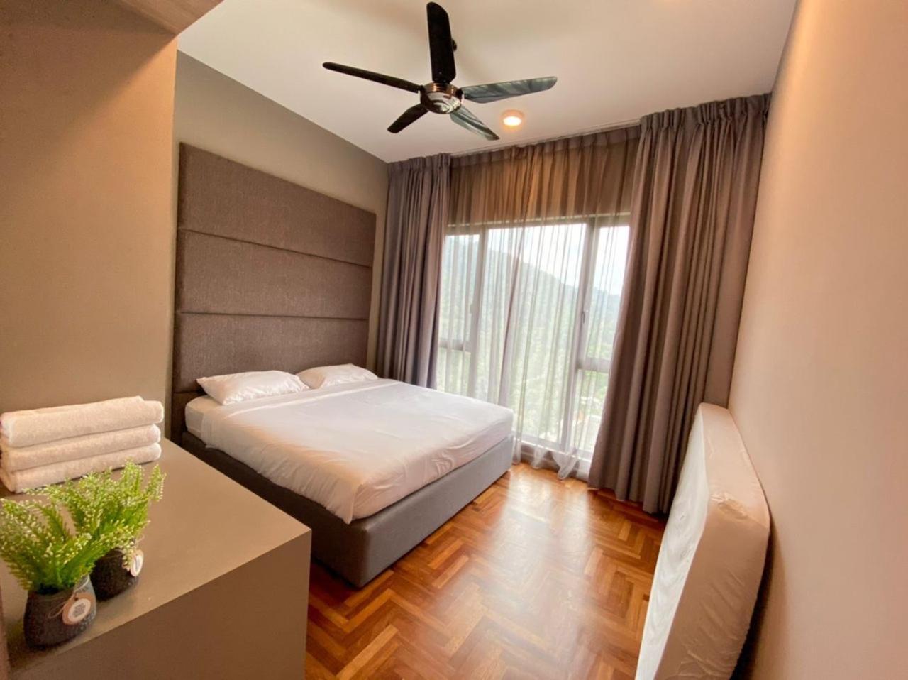 Vista Residences Free Wi-fi & 1 Parking Apartment